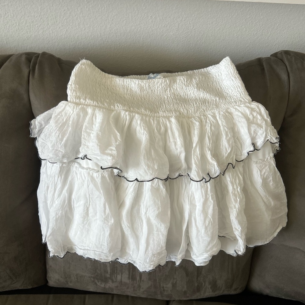 White ruffle skirt